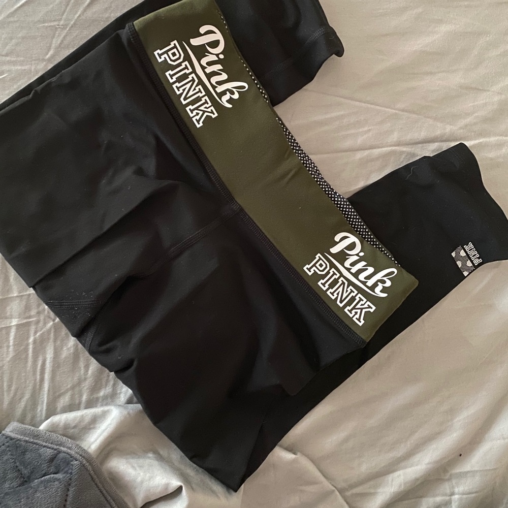 Victoria Secret Crop Dri Fit Leggings